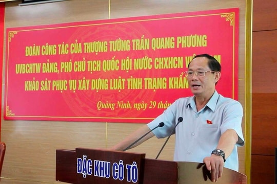 Phó Chủ tịch Quốc hội Trần Quang Phương khảo sát thực tế tại Đặc khu Cô Tô, tỉnh Quảng Ninh