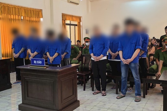 Hơn 90 năm tù cho nhóm thanh niên hỗn chiến bằng súng