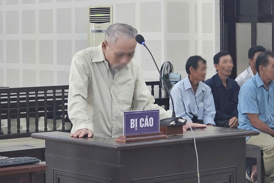 Mượn danh 'chạy giấy tờ đất', chiếm đoạt hàng trăm triệu đồng