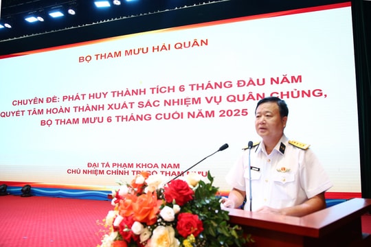 Quân chủng Hải quân tăng cường giáo dục chính trị, xây dựng đội ngũ vững vàng tư tưởng