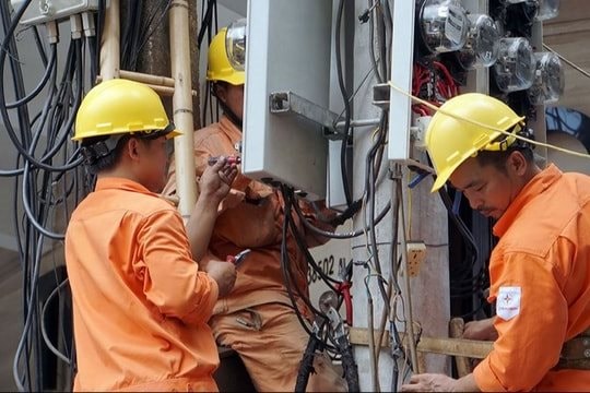 Công suất tiêu thụ điện tại Hà Nội cao nhất trong lịch sử
