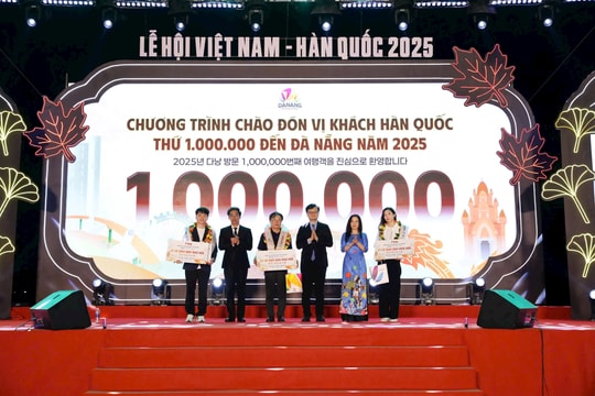 Đà Nẵng đón vị khách Hàn Quốc thứ 1 triệu trong năm 2025