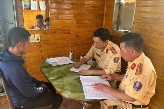 Thuyền trưởng sử dụng bằng cấp giả để hành nghề