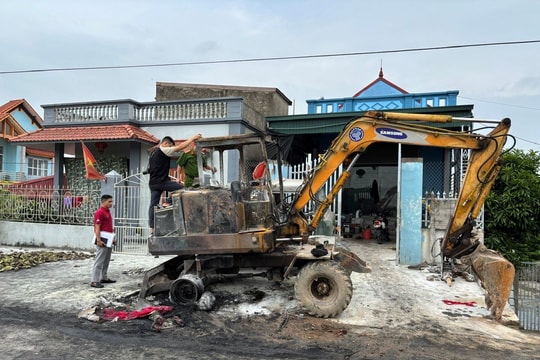 Bắt giữ đối tượng đốt cháy máy xúc vì mâu thuẫn cá nhân