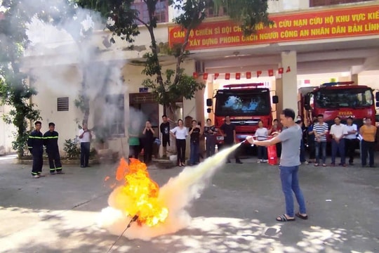 Huấn luyện PCCC và cứu nạn cho hơn 120 học viên tại Hải Phòng