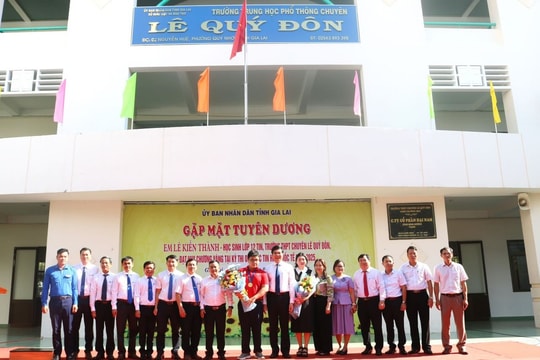 Gia Lai tuyên dương học sinh đạt Huy chương Vàng tại kỳ thi Olympic Tin học quốc tế