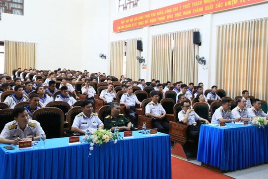 Xây dựng môi trường không khói thuốc trong các đơn vị Hải quân