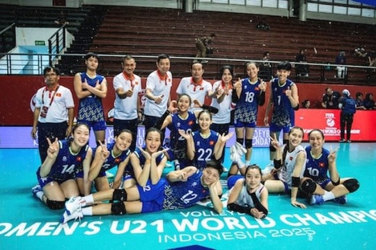 Tuyển bóng chuyền nữ U21 Việt Nam  vào vòng 1/8 giải vô địch thế giới