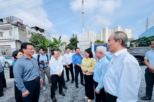 Đoàn đại biểu Quốc hội TP.HCM kiểm tra loạt dự án trọng điểm