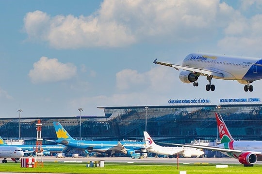 Thủ tướng yêu cầu tăng cường an toàn, an ninh hàng không