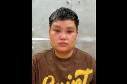 Gói hàng khả nghi dẫn tới phát hiện nơi cất giữ gần 2,5 kg ma túy ở Hà Nội