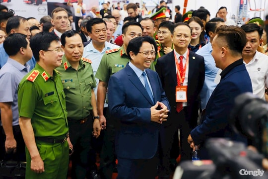 Thủ tướng dự Diễn đàn đối thoại với doanh nghiệp về phòng cháy, chữa cháy và cứu nạn, cứu hộ