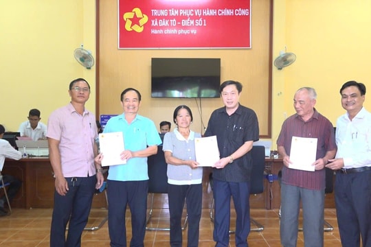 Quảng Ngãi: Chính quyền xã cấp "sổ đỏ" ngay khi vừa vận hành
