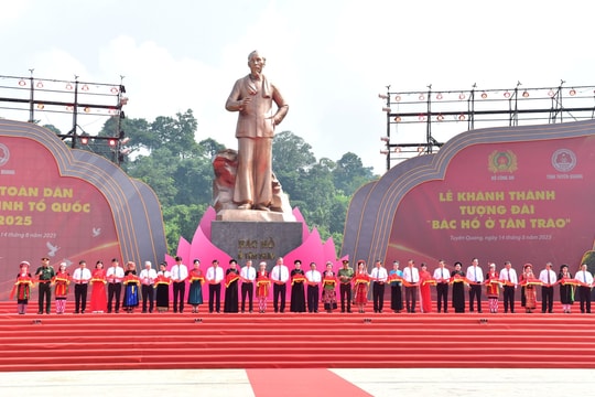 Tổng Bí thư Tô Lâm dự Lễ khánh thành Tượng đài "Bác Hồ ở Tân Trào"