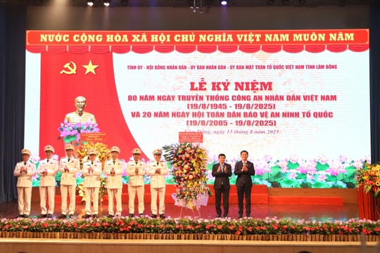 Lâm Đồng kỷ niệm 80 năm Ngày truyền thống Công an nhân dân