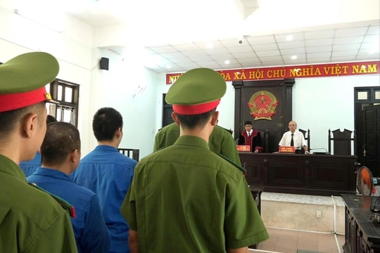 Xét xử 5 bị cáo trong vụ án ma túy ở Huế