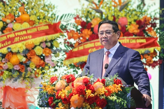 Thủ tướng: 'Con đường tất yếu' để Việt Nam vươn lên, trở thành nước phát triển, giàu mạnh