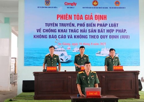 Nâng cao kiến thức pháp luật cho ngư dân thông qua phiên tòa giả định