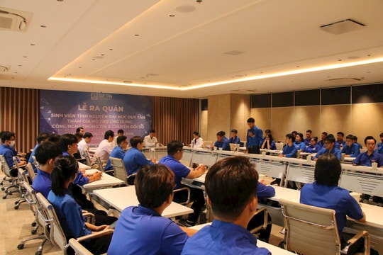 Hơn 100 sinh viên CNTT ra quân đồng hành cùng chính quyền cơ sở