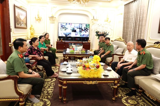 Tri ân các thế hệ lãnh đạo Công an tỉnh Phú Thọ