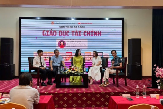 NXB Giáo dục Việt Nam ra mắt bộ sách: Giáo dục tài chính