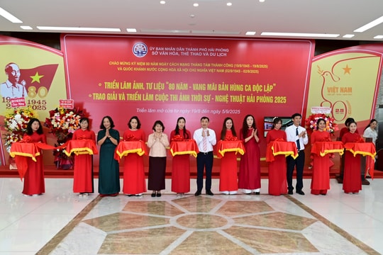 Triển lãm “80 năm vang mãi bản hùng ca độc lập”