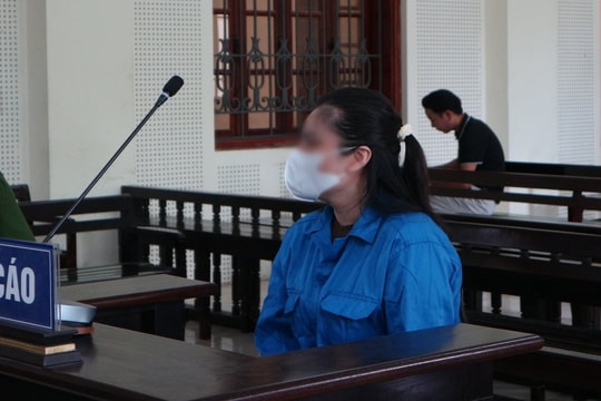 Chiếc vé giả- nỗi đau thật