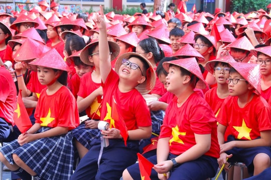 Hà Nội: Học sinh nội thành được nghỉ học 3 ngày hợp luyện, tổng duyệt diễu binh