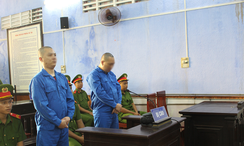 Hai bị cáo lĩnh án vì mua bán, tổ chức sử dụng ma túy