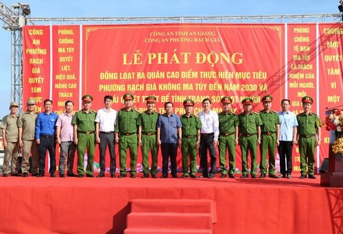 An Giang: Công an hai phường đông dân nhất triển khai cao điểm phòng, chống ma túy