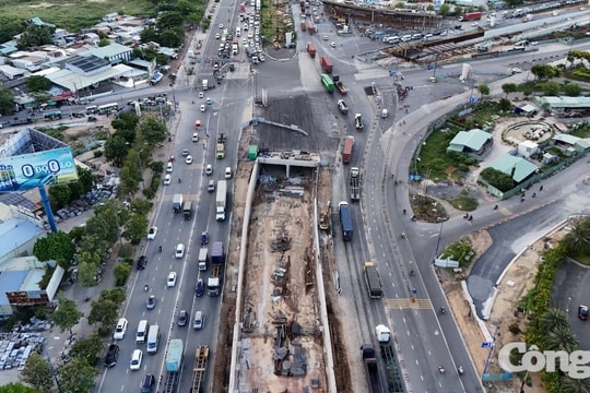 Nguyên nhân nút giao hiện đại nhất TP.HCM chậm trễ