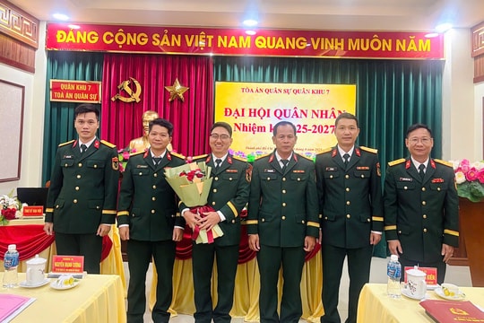 Trung tá Hoàng Văn Tưởng làm Chủ tịch Hội đồng quân nhân TAQS Quân khu 7