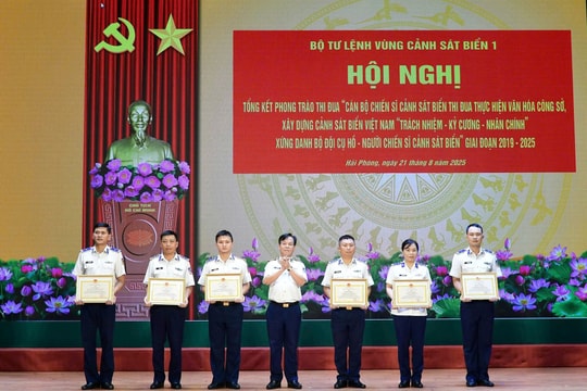 Cảnh sát biển Vùng 1 tổng kết phong trào thi đua “Xứng danh Bộ đội Cụ Hồ”