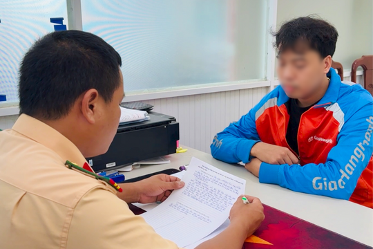 Xử lý thanh niên lái ô tô kéo xe tự chế quay TikTok