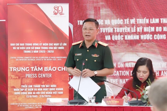 Tướng quân đội thông tin về tổng hợp luyện diễu binh