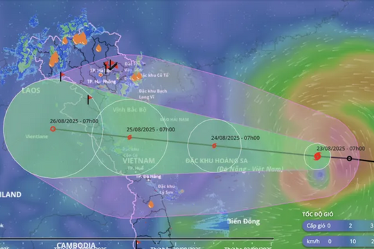 Bão số 5 hướng vào miền Trung, Bắc Bộ mưa lớn dịp nghỉ lễ