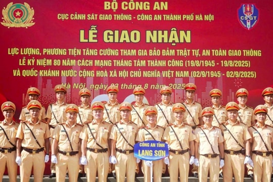 Lạng Sơn tăng cường 20 cán bộ, chiến sĩ CSGT về Hà Nội làm nhiệm vụ A80