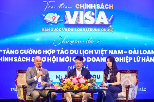 Tháo gỡ vướng mắc visa, tạo "đòn bẩy" thu hút khách