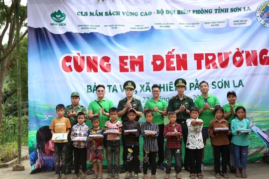 Mang yêu thương đến vùng biên giới Sơn La