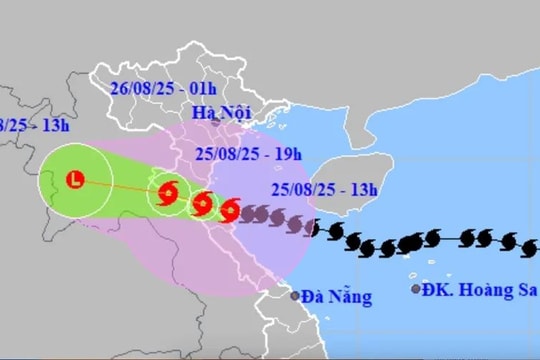 Bão số 5 bất ngờ di chuyển chậm lại, diễn biến vẫn phức tạp