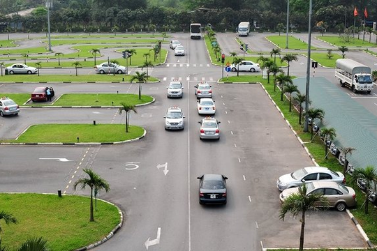 Giấy phép lái xe hạng B1 có được lái xe kinh doanh vận tải không?