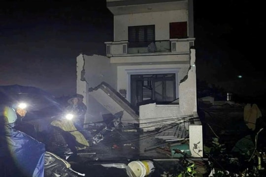 Giông lốc khiến 1 người tử vong, nhiều ngôi nhà bị hư hại