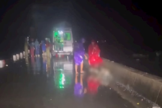 Tìm thấy thi thể nam sinh mất tích khi đi tắm biển