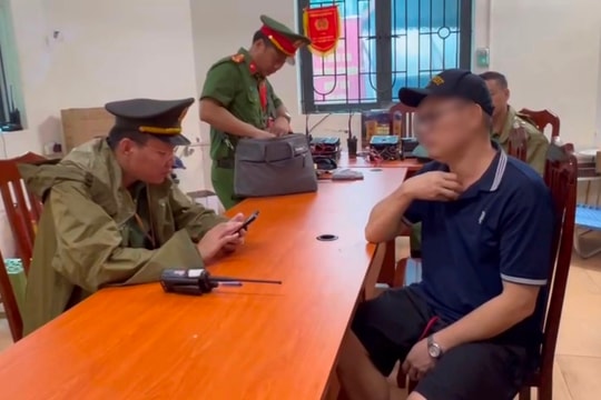 "Xếp ghế giữ chỗ" và trông xe lấy tiền xem A80 là vi phạm pháp luật