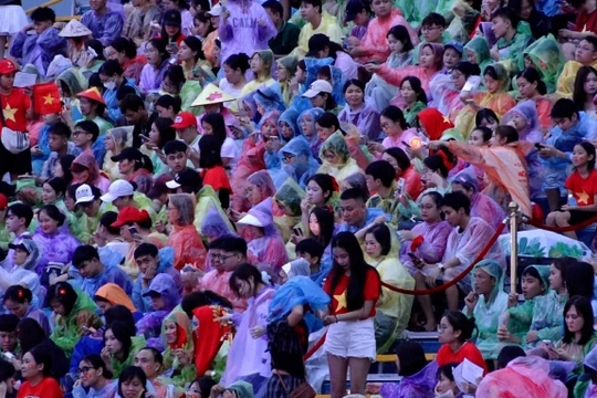 Concert "Việt Nam trong tôi" quyên góp hơn 4,2 tỷ đồng ủng hộ miền Trung