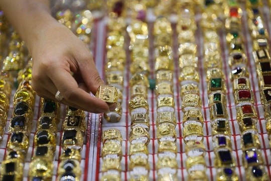 Đề xuất hạ thuế xuất khẩu vàng trang sức về 0%