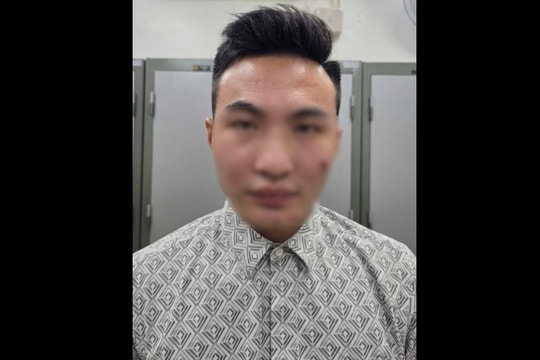 Tạm giữ đối tượng say xỉn đi xe máy “thông chốt” bảo vệ A80, tông ngã Công an