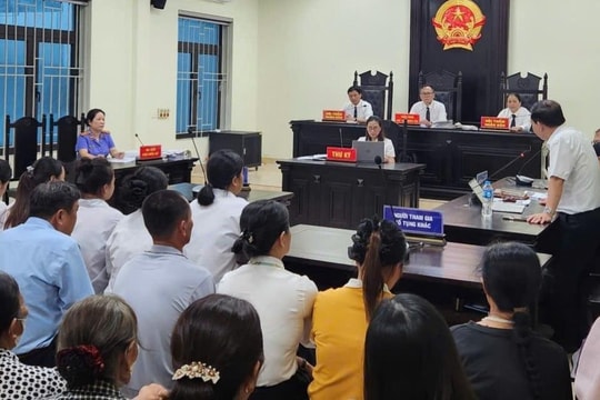 6 nữ sinh ở Thanh Hóa đánh bạn gây thương tích