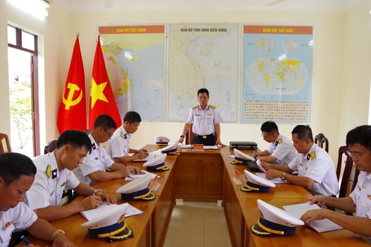 Vùng 4 Hải quân kiểm tra công tác sẵn sàng chiến đấu bảo vệ dịp lễ Quốc khánh 2/9