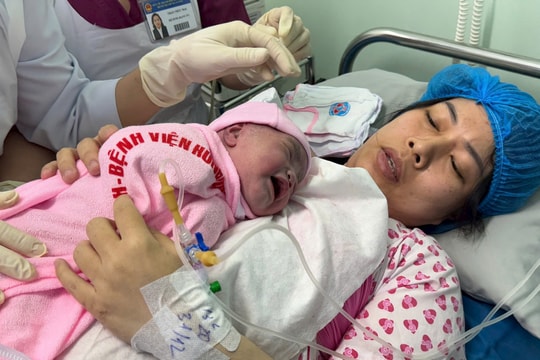 TP. HCM tăng mức thưởng cho phụ nữ sinh đủ hai con